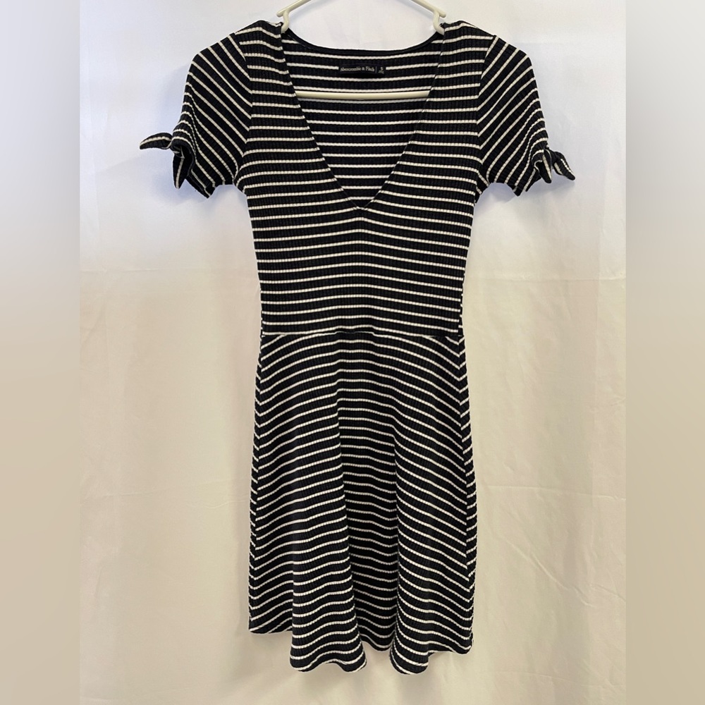 Abercrombie & Fitch Dress